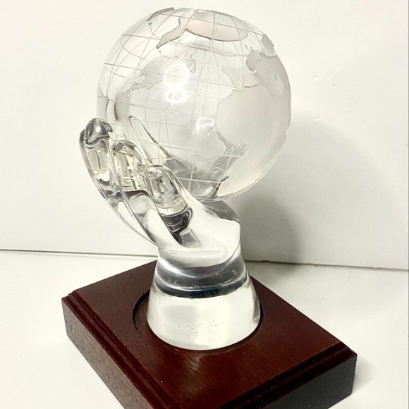 Vintage Surrealist Crystal Sculpture Hand Holding The World Globe - Picture 4 of 8
